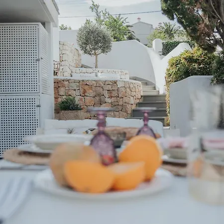 House Denia